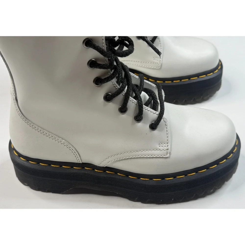 Dr. Martens Jadon Air Wair White & Black Lace Up Boots Size‎ 8 Men - 9 Women